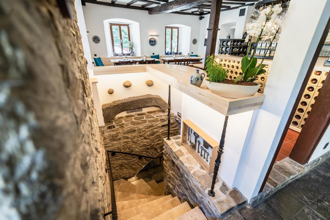 Landgasthof Zur Burg Grenzau 호그렌즈하우젠 외부 사진
