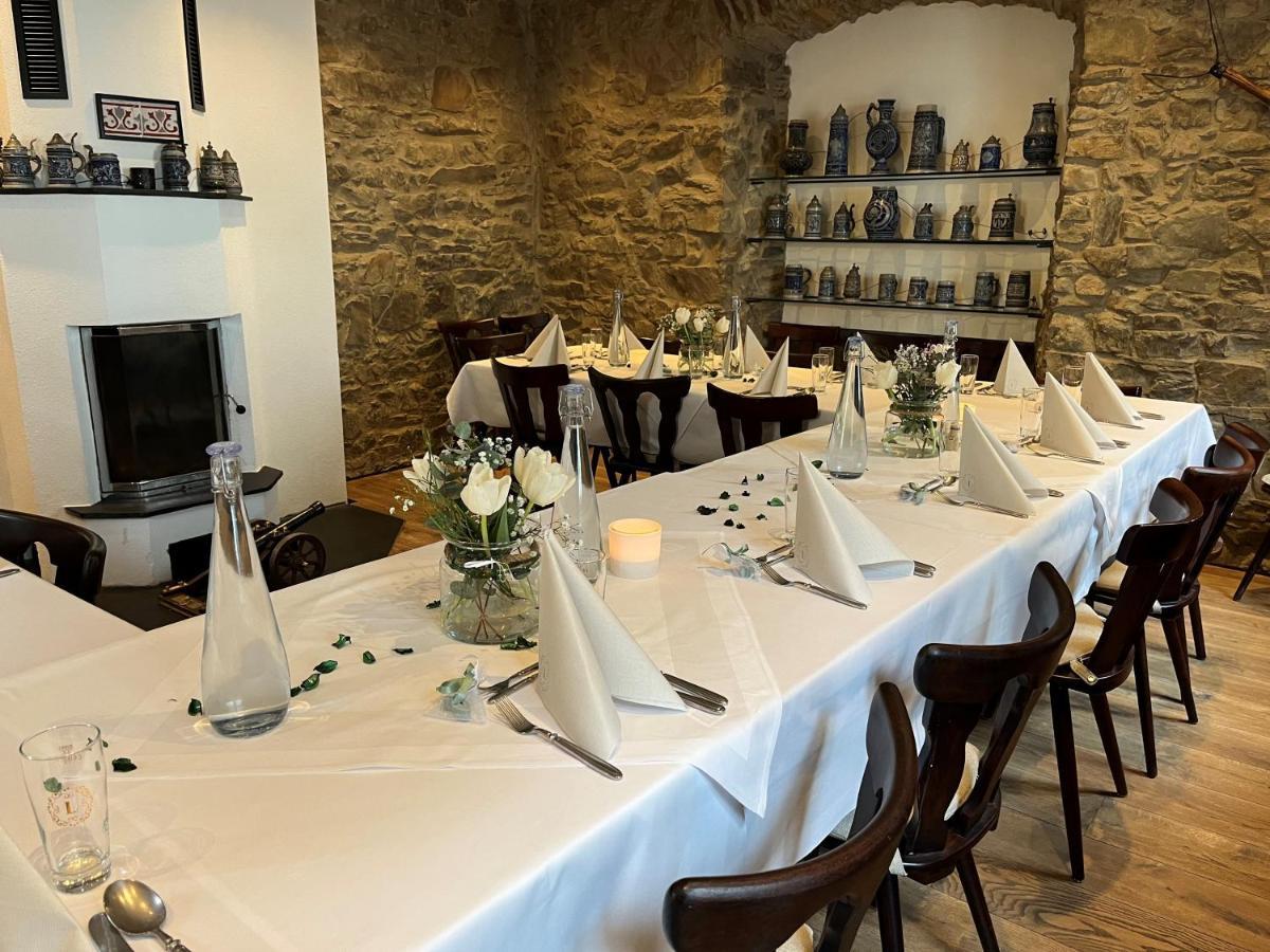 Landgasthof Zur Burg Grenzau 호그렌즈하우젠 외부 사진