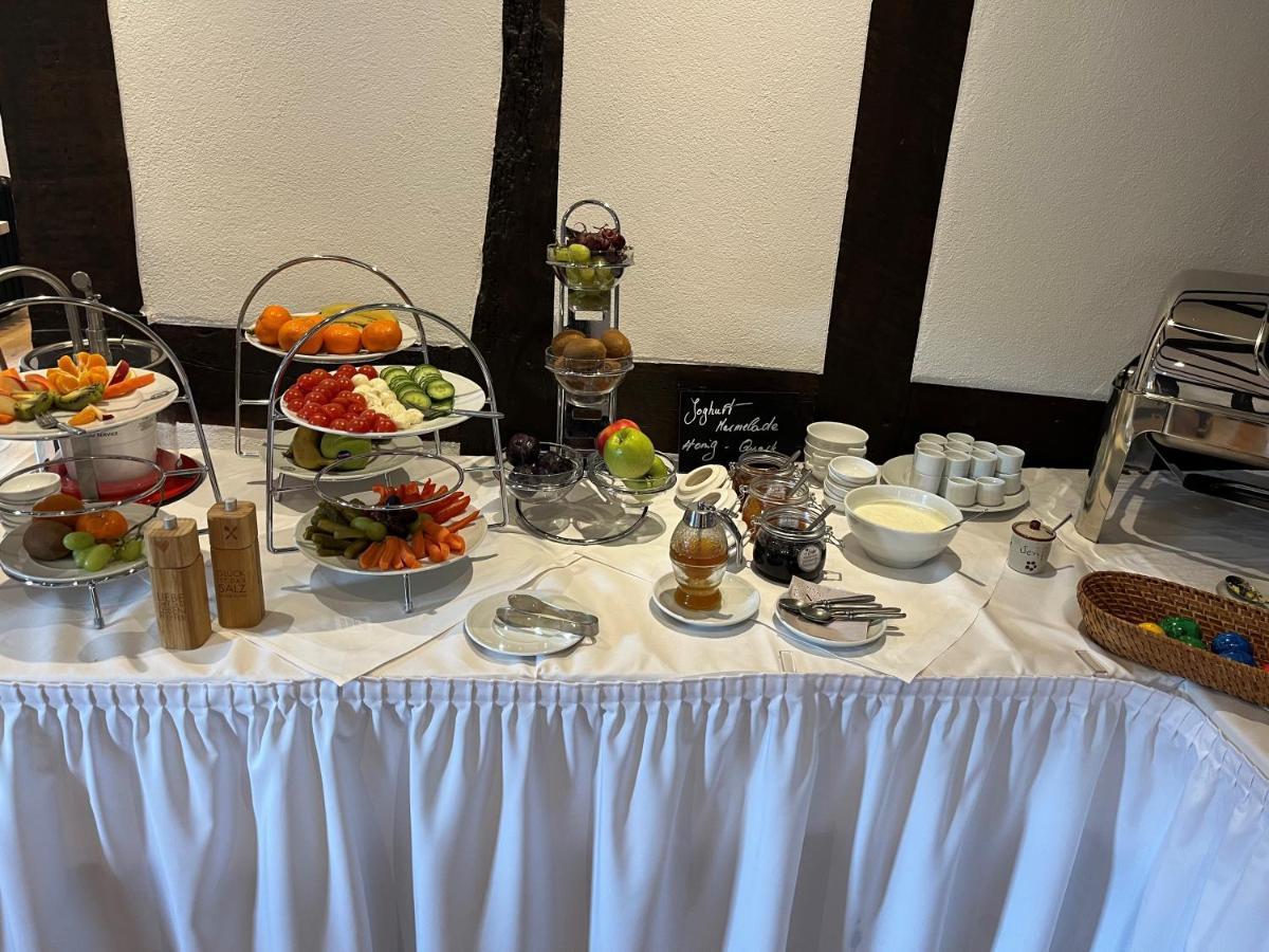 Landgasthof Zur Burg Grenzau 호그렌즈하우젠 외부 사진